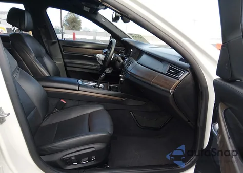 2013 BMW 750Li z USA, uszkodzony, nr VIN WBAYE8C53DD133132